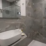 比安卡曼诺酒店 4*