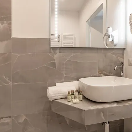 Biancamano リミニ