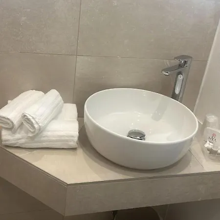 Biancamano 4* Римини