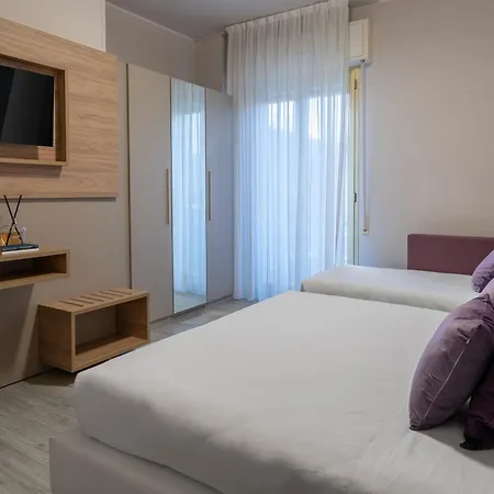 Hotel Biancamano Rimini