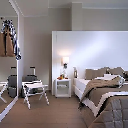 Biancamano Hotel 4*