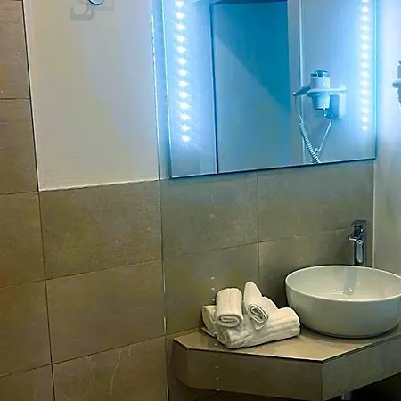Biancamano Hotel