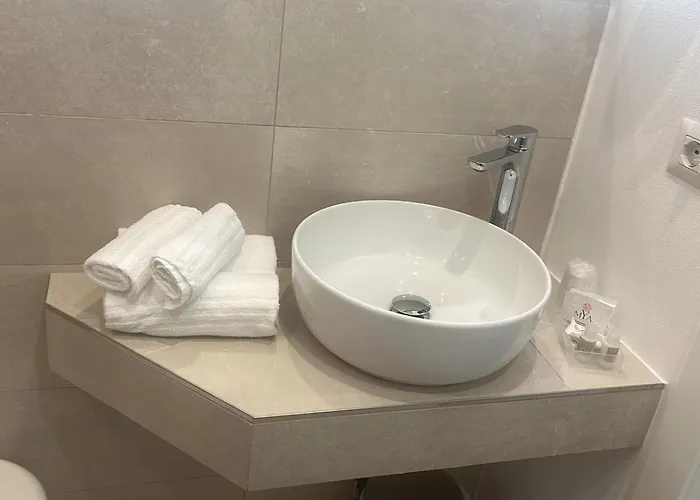 Biancamano 4* ريميني