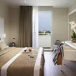 Biancamano 4*